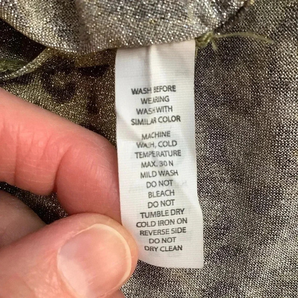 ZYIA Leopard Crop Hoodie Cheetah Gold Shimmer - Picture 9 of 11